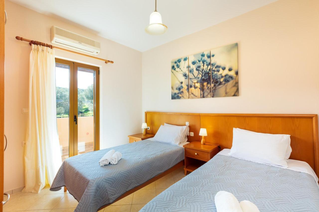 Maroulas Villas Ioanna & Stavros, Private Pools, Bbq & Seaview, By Thinkvilla Eksteriør billede
