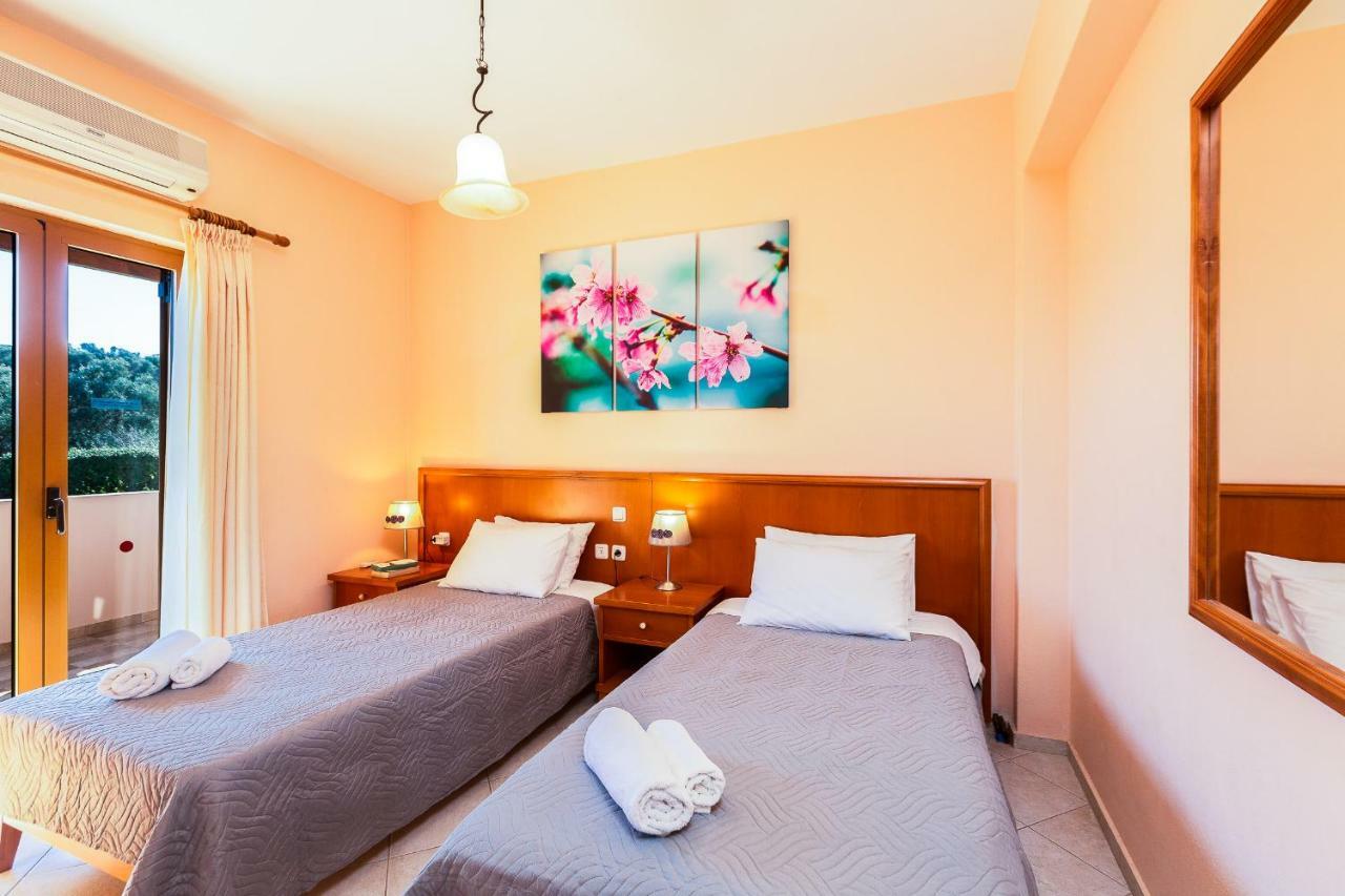 Maroulas Villas Ioanna & Stavros, Private Pools, Bbq & Seaview, By Thinkvilla Eksteriør billede